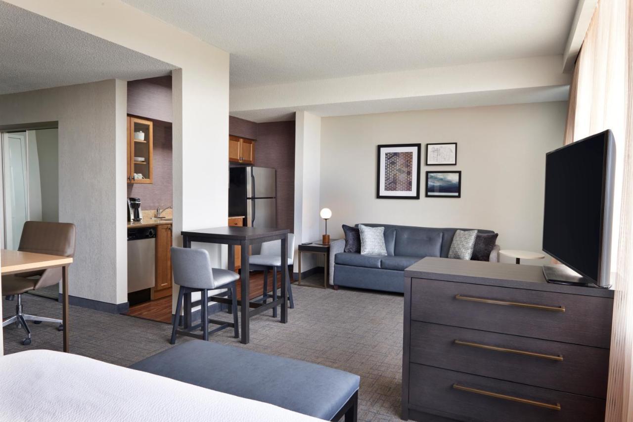 Hotel By Marriott Canada 3*