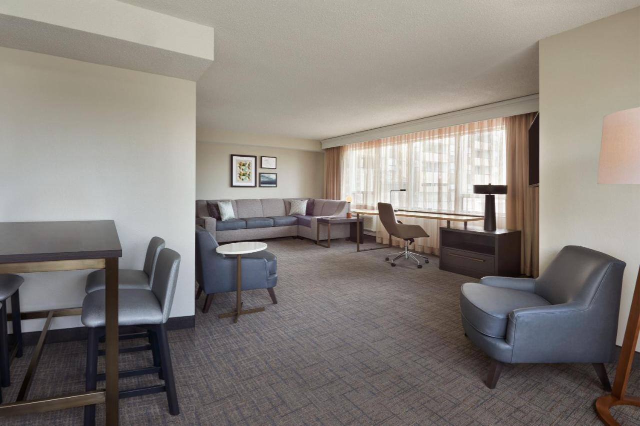 By Marriott Canada Hotel